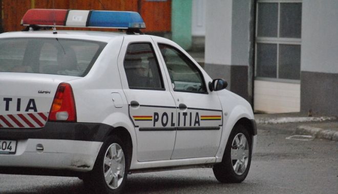 FURT DUPĂ FURT, LA CONSTANȚA! Cum au rămas două persoane fără telefon și bicicletă - masinapolitie1491978275-1536217000.jpg