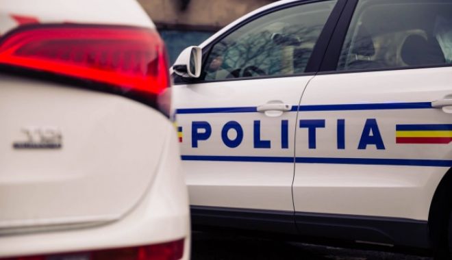 ACCIDENT DE MICROBUZ ÎN JUD. CONSTANȚA! Șoferul băut a pierdut controlul volanului. O victimă! - masinapolitieaccident1-1566993235.jpg