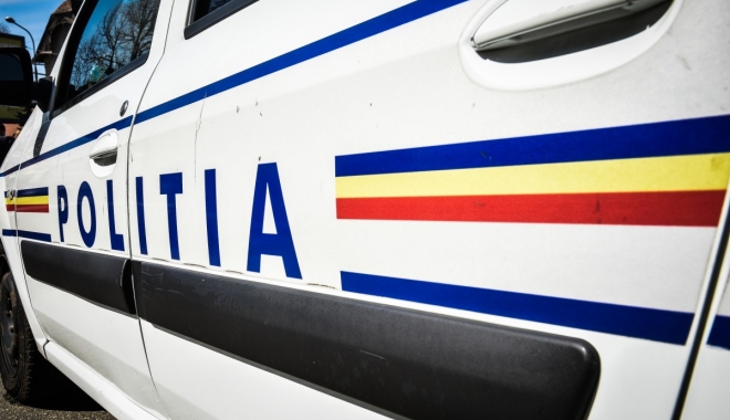 ACCIDENT RUTIER GRAV, LA CONSTANȚA. O persoană a fost lovită pe trecerea de pietoni - masinapolitieaccident2-1498544433.jpg