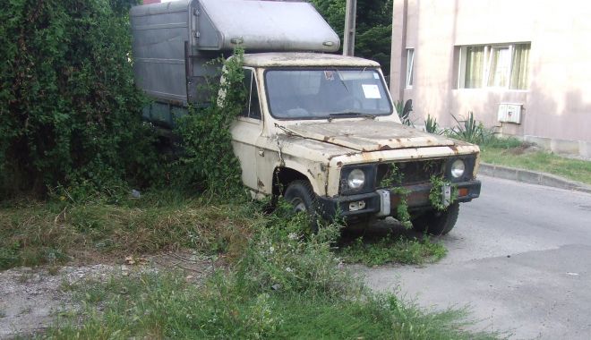 Mașinile abandonate, în atenția Primăriei Constanța - masiniabandonatedscf3547-1555691091.jpg