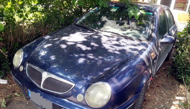 Mașină de mii de euro, furată  din Italia, confiscată de polițiști - masiniidemiideeurofurataitalia-1407950595.jpg