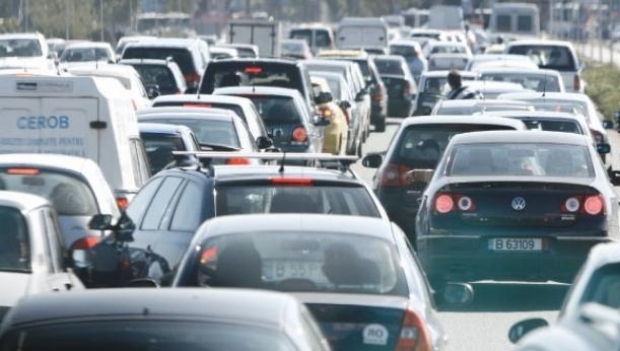Ministerul Mediului pregătește o nouă taxă auto pentru cei care poluează - masinimulte0230280063123900-1547912753.jpg