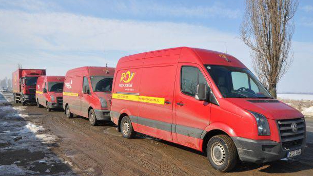 Cod galben de ninsori și ger, la Constanța. Vremea extremă afectează traficul poștal - masiniposta7009620075081200-1484135157.jpg