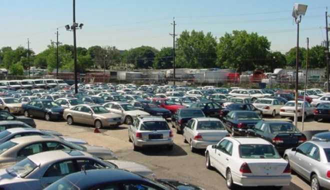La fiecare autoturism nou vândut în România, au fost aduse alte două rulate - masinisecond64590400-1350317274.jpg