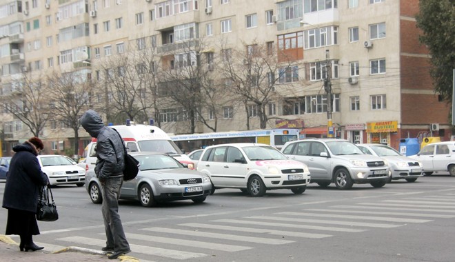 Ce mașini și-au făcut cadou constănțenii - masinitrafic19-1324563669.jpg