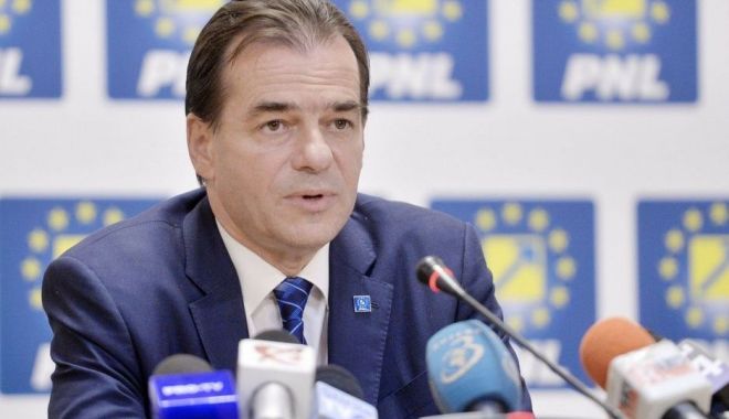 Premierul Ludovic Orban a anunțat că elevii vor beneficia gratuit de măști - mastielevi2-1589906493.jpg