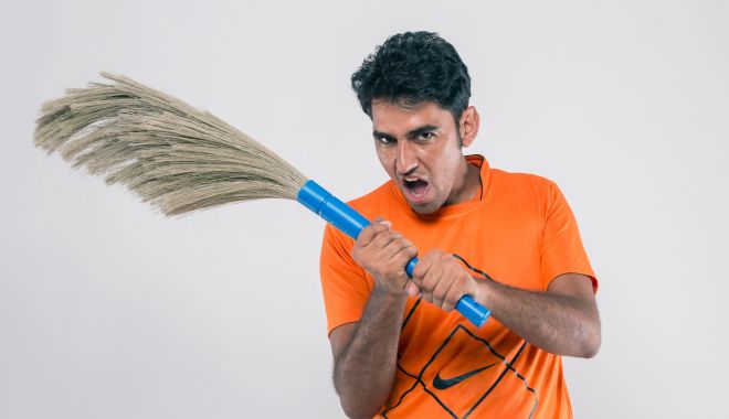 Cu mătura și săpunul se fac copiii - maturasisapun2-1626457767.jpg