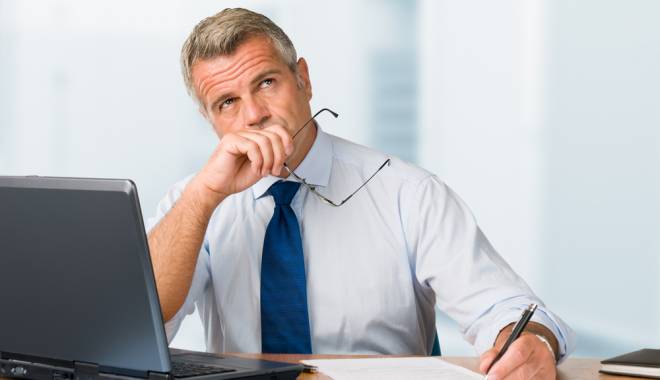 Directorii află, astăzi, dacă mai sunt sau nu pe funcții - maturebusinessmanthinking-1439878326.jpg
