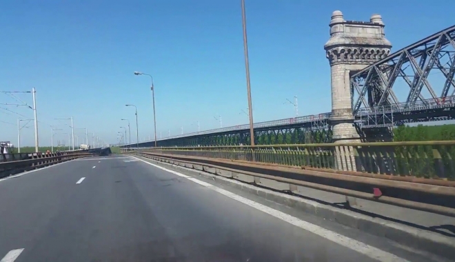 ATENȚIE, ȘOFERI! SE LUCREAZĂ PE AUTOSTRADA SOARELUI - maxresdefault-1491635985.jpg
