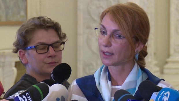 Carmen Mihălcescu, vicepreședinte al Camerei, la DNA într-un dosar de corupție - maxresdefault84389800-1544012428.jpg