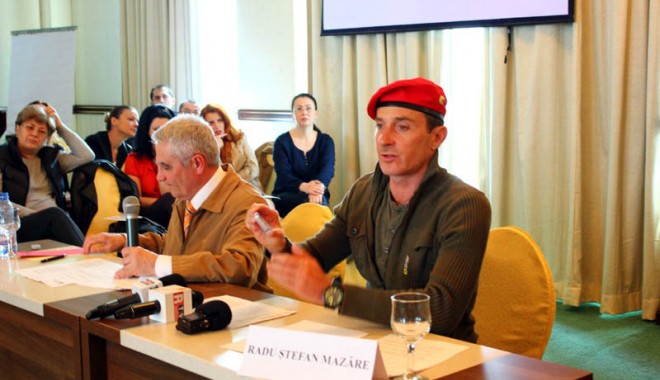Primarul Mazăre le scrie  din nou constănțenilor.  Ce le cere edilul în scrisoare - mazarebun-1396891770.jpg