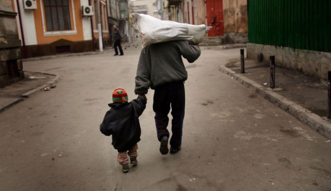 INS: Peste 4,5 milioane de români sunt săraci - mczoptq0mczoyxnopte3n2fmzjrlnja3-1638186890.jpg
