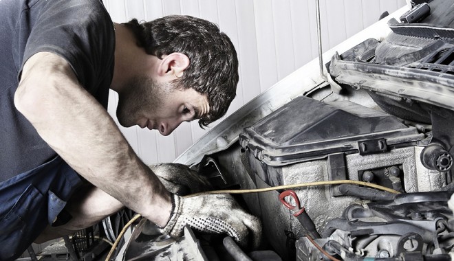Mecanicul auto la poartă  cu Sfântul Petre - mecanicauto11-1328323202.jpg