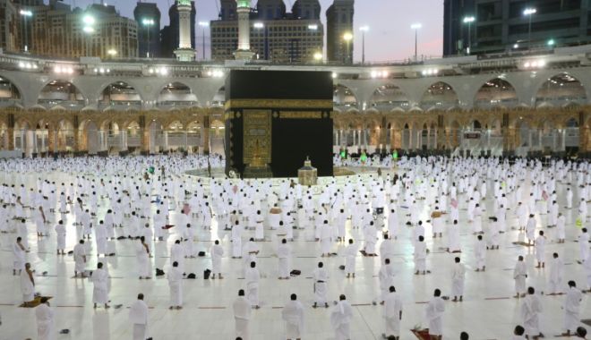 Arabia Saudită interzice accesul străinilor la pelerinajul de la Mecca - mecca-1623509063.jpg