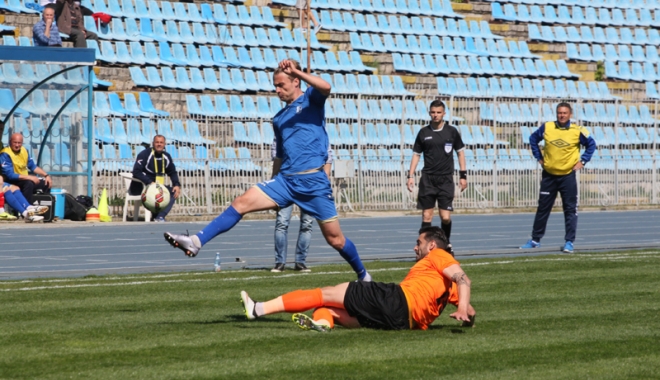 Meci de palmares  între FC Farul și SC Bacău - mecidepalmares-1462553609.jpg