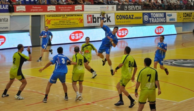 Handbal masculin / HCM Constanța - Pandurii 42-31, în Liga Națională - mecihcm34-1316340708.jpg