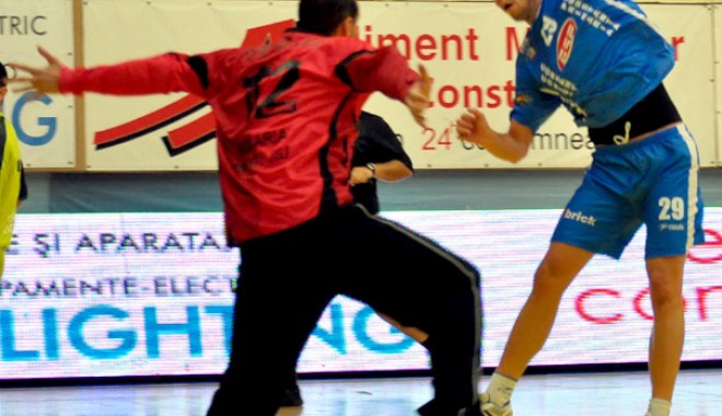 HCM Constanța, victorie zdrobitoare la Cluj - mecihcm44-1316805294.jpg