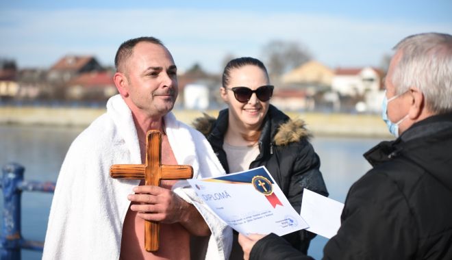 Sfânta Sărbătoare a Botezului Domnului, desfășurată cu evlavie în municipiul Medgidia - med2-1641480740.jpg