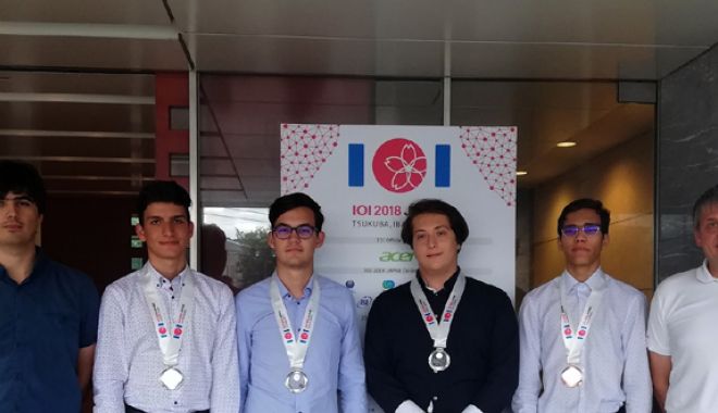 Elevi români, medaliați la Olimpiada Internațională de Informatică - medaliati-1536682243.jpg