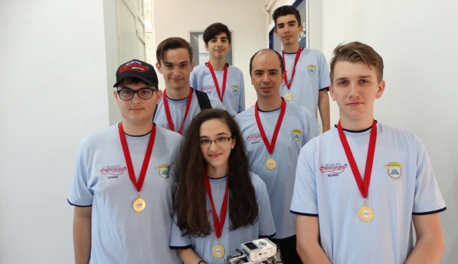 Elevi ai Liceului Internațional,  medaliați cu aur  la First Lego League - medalieaurlicinfo3-1500479197.jpg