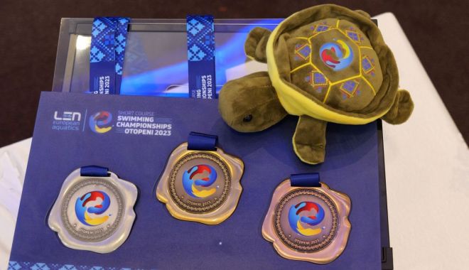 David Popovici va lupta la Otopeni pentru trofee unicat în istoria înotului - medalii-si-mascota-1-1700846624.jpg