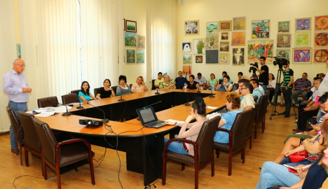 Problema mașinilor abandonate,  în dezbatere publică la Medgidia - medgidia-1505480419.jpg