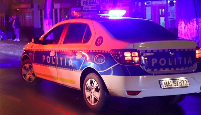 Doi tineri reținuți după ce au jefuit un cuplu de vârstnici în Medgidia. Unul dintre suspecți are doar 16 ani - medgidia-1765300884.jpg