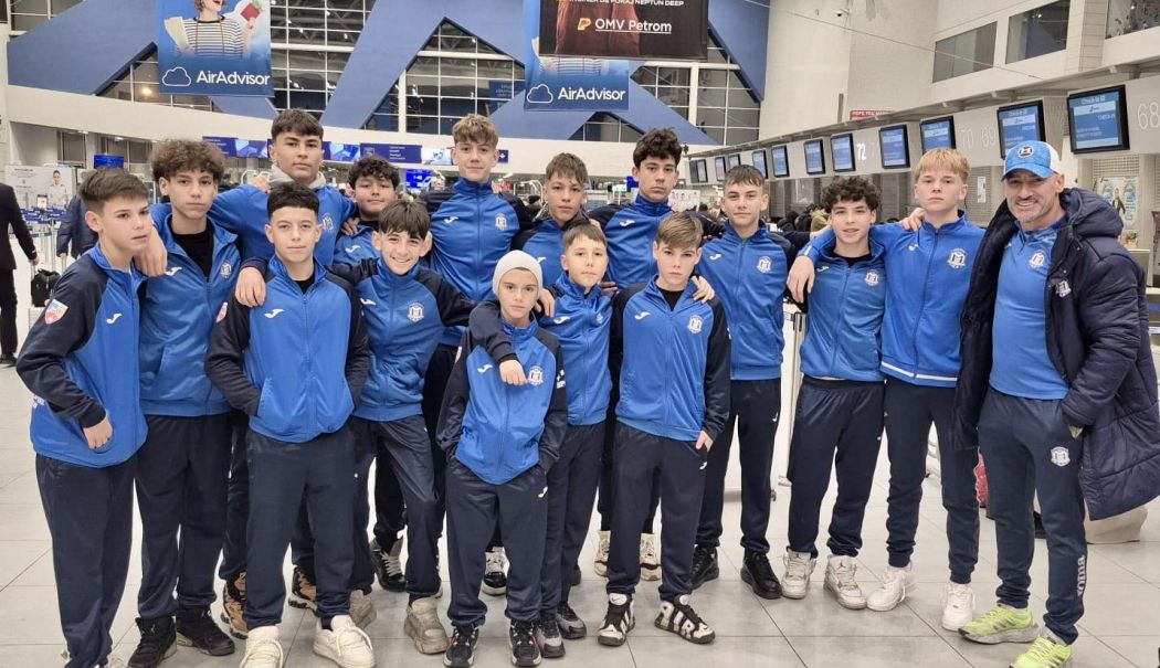 O grupă de copii de la CS Medgidia a plecat la un turneu important de fotbal în Belgia - medgidia-copii-1765457534.jpg