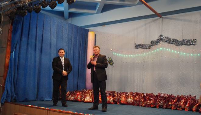 Municipalitatea din Medgidia a premiat copiii talentați - medgidia2-1449233738.jpg