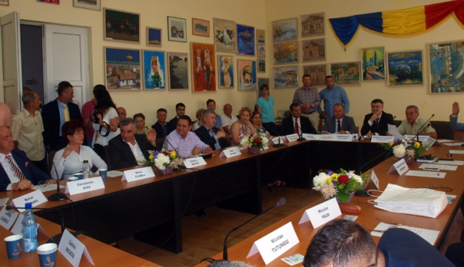 O nouă încercare la Medgidia. Se va alege viceprimarul? - medgidiaalegereviceprimar-1467127964.jpg