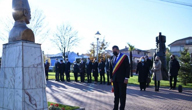 Moment solemn la Medgidia. Primarul Valentin Vrabie, prezent la comemorarea lui Ataturk - medgidiacomemorare2-1636571781.jpg