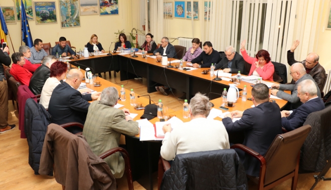 Consiliul Local din Medgidia, aviz pozitiv pentru reabilitarea unor instituții de învățământ - medgidiaconsiliullocal-1489158126.jpg