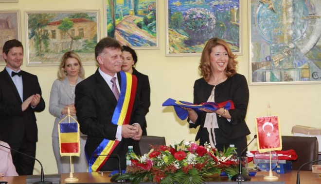 Acordul de cooperare între Medgidia și localitatea Mudanya din Turcia - medgidiamg1375-1366033591.jpg