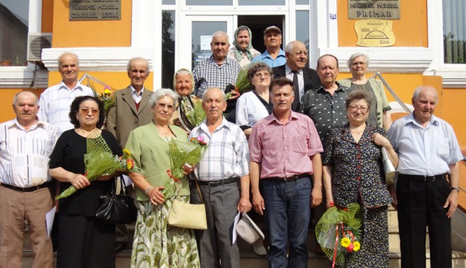 Nunți de aur, sărbătorite la Medgidia - medgidianuntaaur-1339013372.jpg