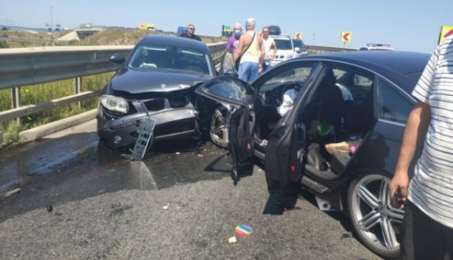 Accident VIOLENT cu șase victime, între care doi copii: Două mașini s-au ciocnit - media162773039180620600-1627743706.jpg