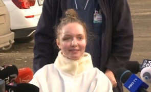 Adolescenta căreia i-au fost replantate braţele, declarații emoționante la ieșirea din spital - media167251653340272000-1672576336.jpg