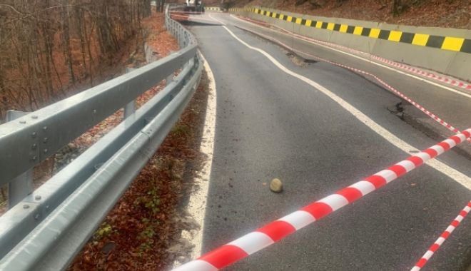 Drumul care duce spre Mănăstirea Frăsinei a crăpat: a fost inaugurat în 2021. Se vorbeşte şi despre un blestem! - media167420986442695600-1674217023.jpg