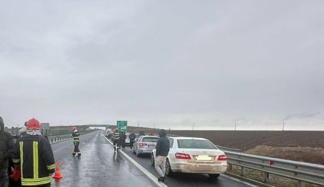 Trafic paralizat pe autostrada A1 din cauza unui accident în lanț - media173477919519908700-1734781850.jpg
