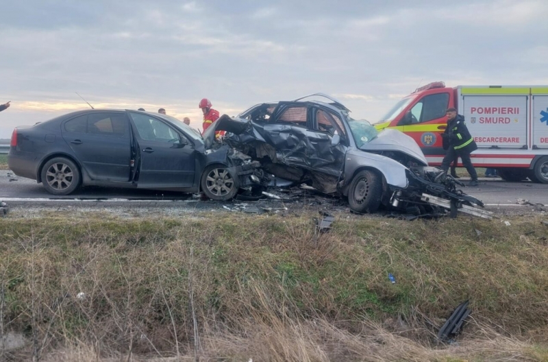Două persoane au decedat pe loc și alte patru sunt în stare gravă în urma unui accident rutier - media173746145298383800-1737462921.jpeg