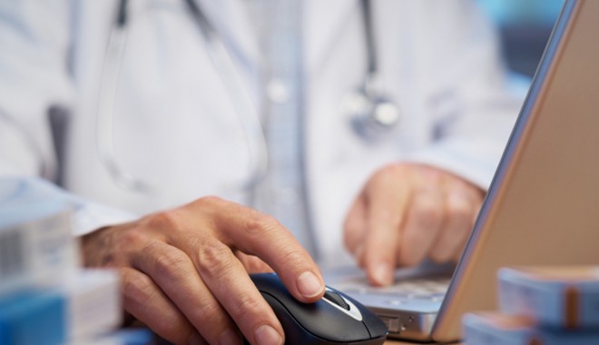 Victimele malpraxisului vor fi despăgubite - medic-1365383726.jpg