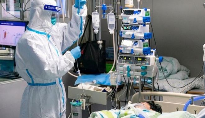 8.067 de români infectați cu coronavirus, 400 de morți și 1.508 vindecați - medic-1587117516.jpg