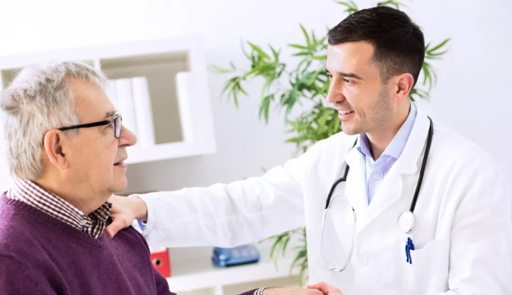 Medic specialist, suspectat că a decontat consultații fictive prin telemedicină din bani publici - medic-1778156557.webp