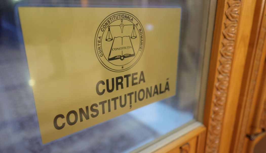 Scandal în Parlament după ce s-a aflat că CCR își cumpără medicamente pe banii românilor
