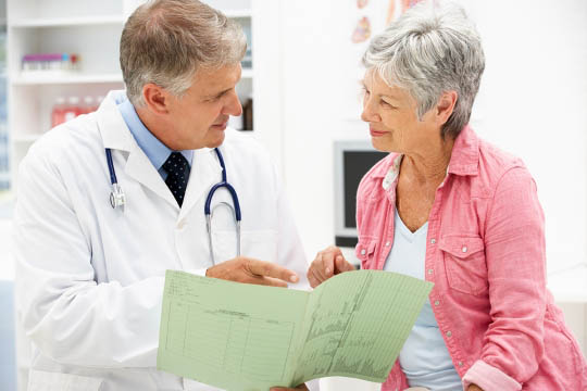 Ce riscă diabeticii care nu se tratează corect - medicdiabet-1397487600.jpg