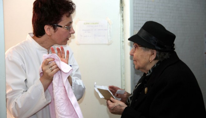 Se modifică criteriile  de plată  a medicilor  de familie - medicidefamilie-1359561870.jpg