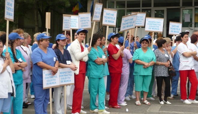 Medicii, din nou în stradă! Care sunt motivele noilor proteste - mediciidemisioneaza1024x768-1412668790.jpg