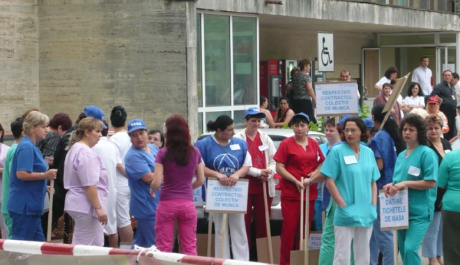 Medicii, din nou în stradă. Posibilă grevă pe termen nelimitat - mediciidinnouinstrada-1412699250.jpg