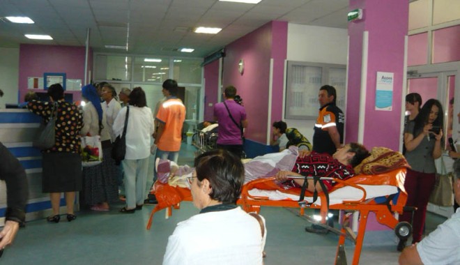 Medicii din spitalul Județean Constanța dublează gărzile  de sărbători - mediciidinspitalul-1386956812.jpg