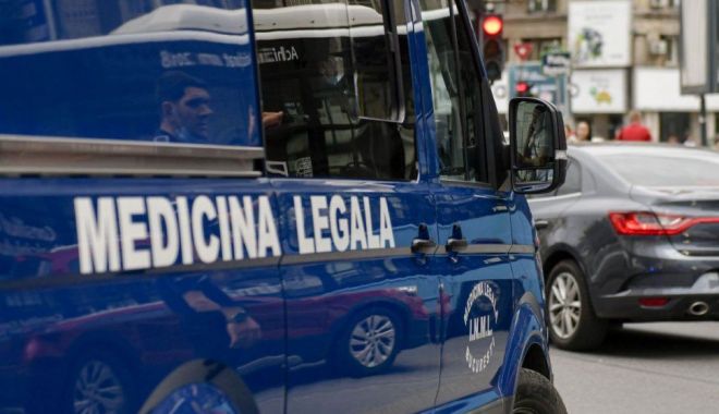 Un băiat de 13 ani a fost găsit mort în baie. Unchiul său a sunat la 112
