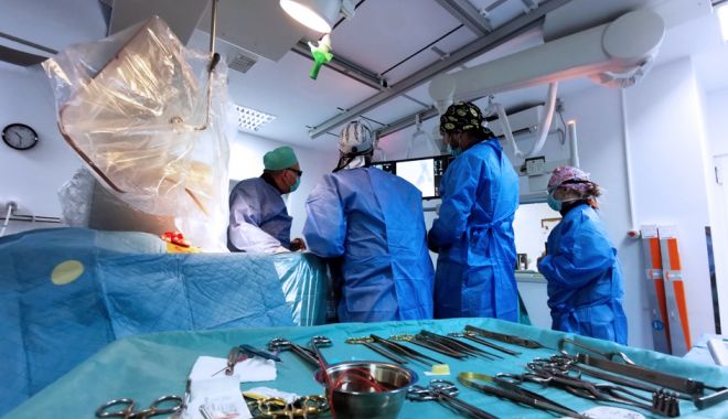 Medicii legiști au încheiat autopsia tânărului mort pe masa de operație! Care a fost, de fapt, cauza morții - medicioperatie-1679049877.jpg